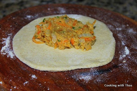 stuffing chana dal in paratha