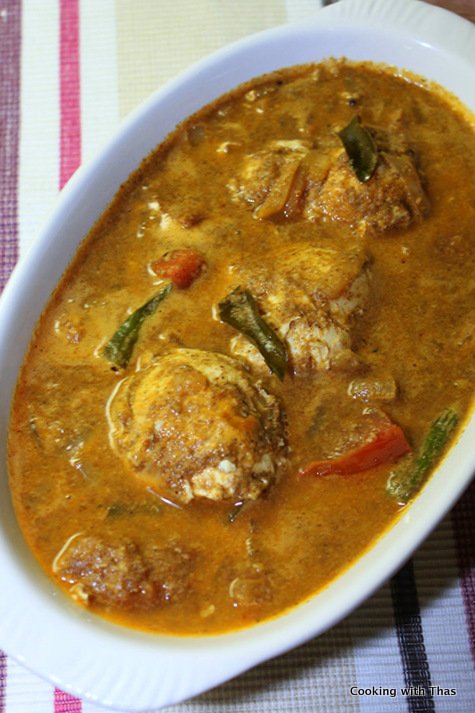 egg in-roasted coconut gravy