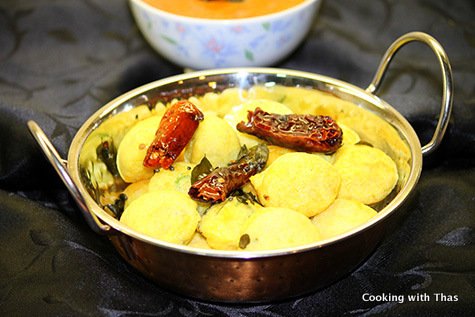Paddus or mini Idlis